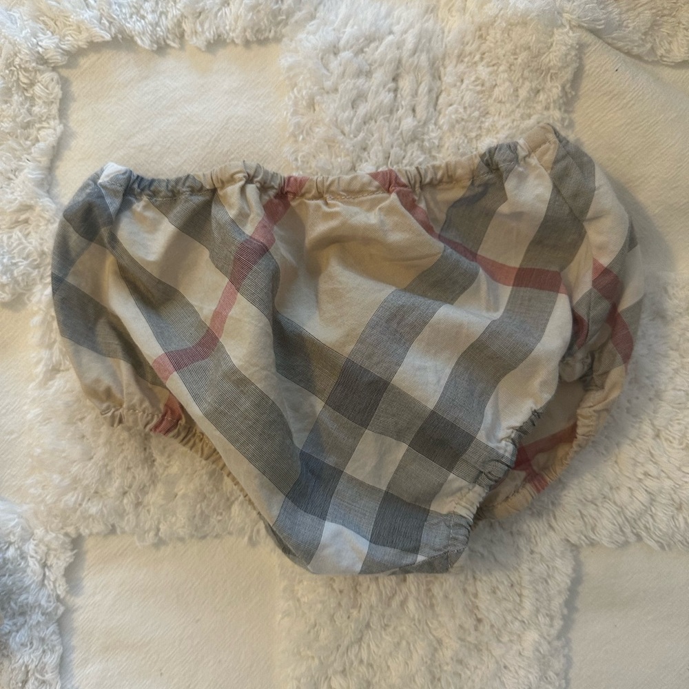 Burberry Bloomers